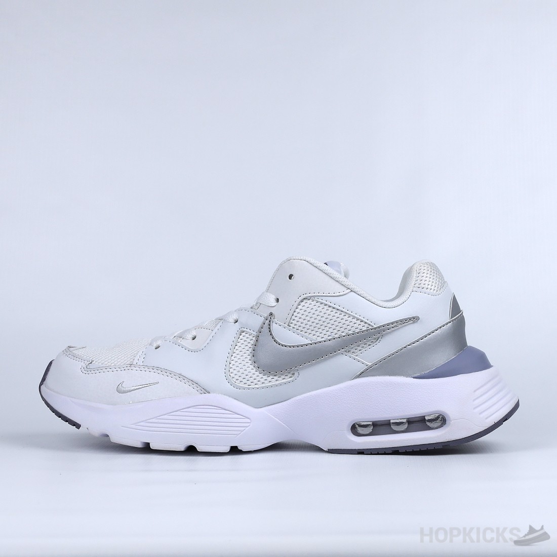 Nike women's air max dia trainer white / metallic platinum best sale